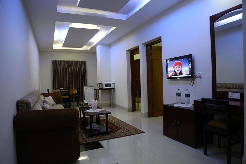 Hotel City Plaza International Jessore Exterior photo