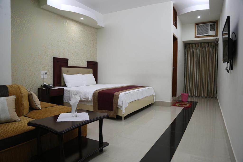Hotel City Plaza International Jessore Exterior photo